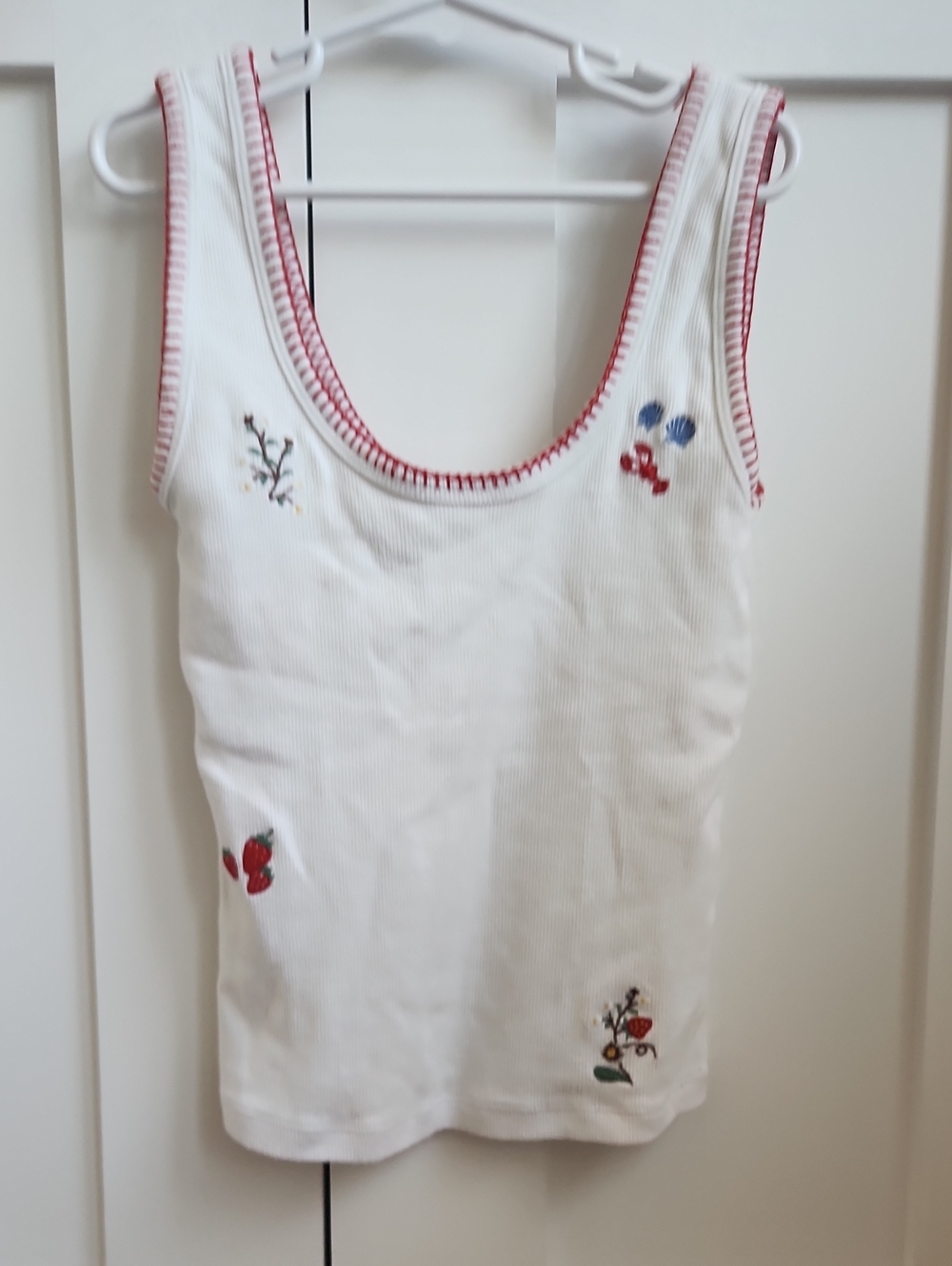 Abercrombie & Fitch White Ribbed Tank with Red Trim and Floral Embroidery